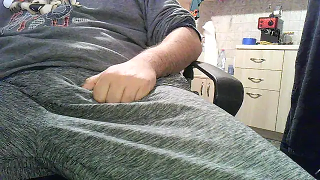 patrasdick94 online show from December 19, 2025, 4:03 pm