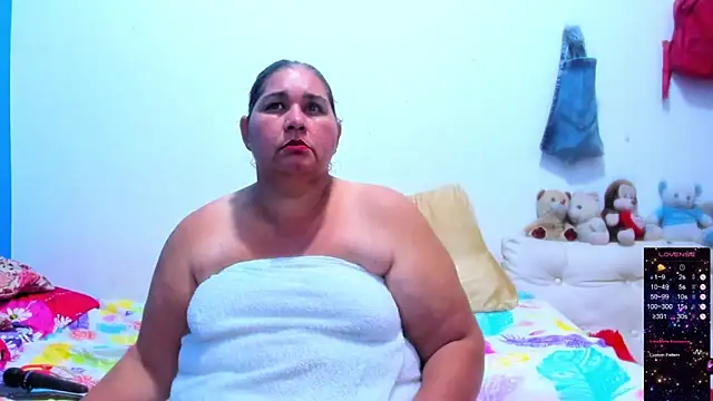 Snapshot of BBW_Michelle chatting on December 3, 2024, 2:14 am BBW Michelle online show from December 3, 2024, 2:14 am
