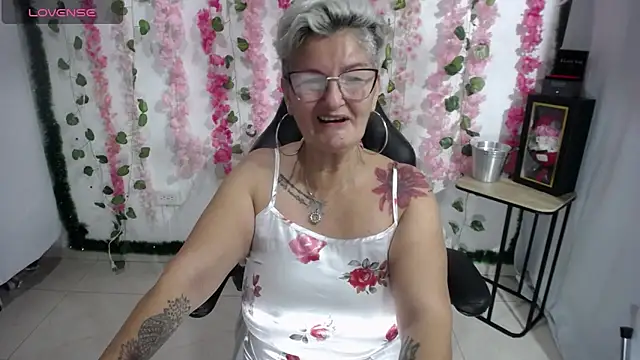 bety-cum2 online show from February 18, 2025, 11:33 am