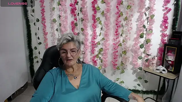 bety-cum2 online show from February 22, 2025, 9:26 pm