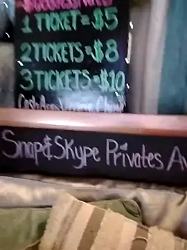 goddessnathalie1 online show from January 22, 2025, 2:04 am