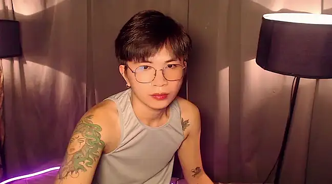 Sexy Handsome Drex online show from March 5, 2025, 9:38 am