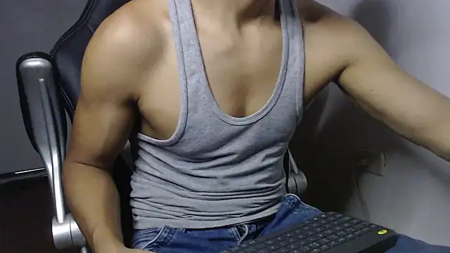 Snapshot of sexatlexx chatting on January 9, 2025, 2:01 am sexatlexx online show from January 9, 2025, 2:01 am