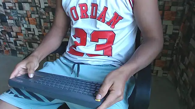 Snapshot of sexatlexx chatting on October 1, 2025, 9:10 pm sexatlexx online show from October 1, 2025, 9:10 pm