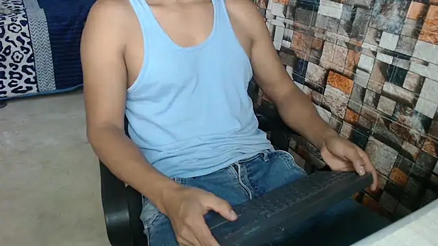 Snapshot of sexatlexx chatting on February 14, 2026, 2:47 pm sexatlexx online show from February 14, 2026, 2:47 pm