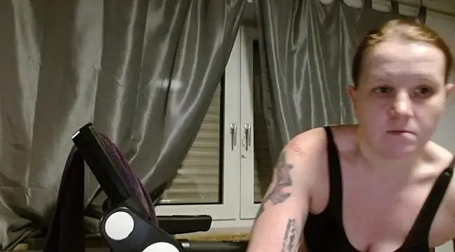 Snapshot of wetgerman_2 chatting on February 3, 2025, 9:29 pm wetgerman 2 online show from February 3, 2025, 9:29 pm