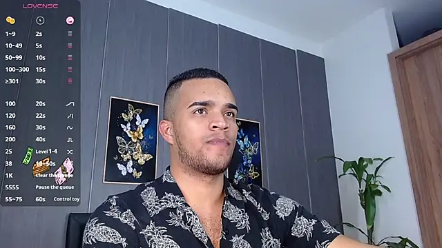 Snapshot of Bigcock_21cm_ chatting on March 21, 2025, 7:35 pm Bigcock 21cm  online show from March 21, 2025, 7:35 pm