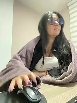 SWEETLILY18 online show from January 20, 2025, 11:24 am