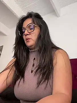 SWEETLILY18 online show from February 21, 2025, 9:11 pm