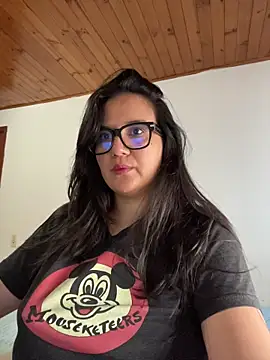 SWEETLILY18 online show from July 2, 2026, 12:44 pm
