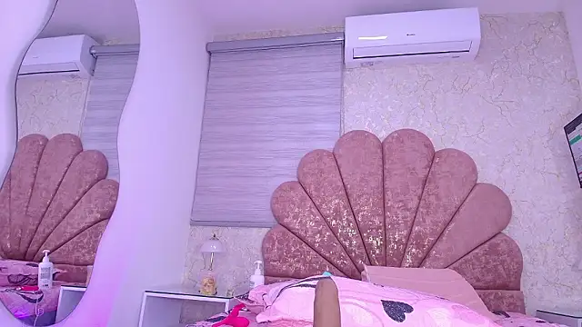 leon gaby online show from February 18, 2026, 7:54 pm