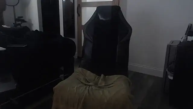 inc25cbxh online show from September 12, 2025, 8:31 pm