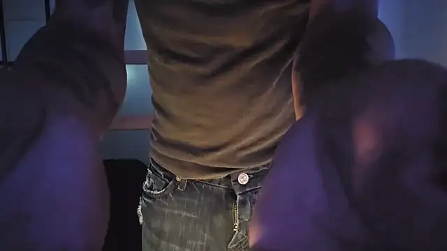 inc25cbxh online show from November 3, 2025, 11:48 pm