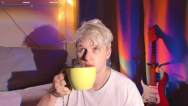 Breston Sweet online show from November 6, 2025, 4:35 am