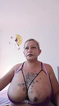 zafiro sex  online show from May 14, 2026, 7:53 pm