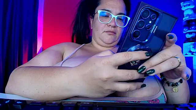 lulubigtitts1 online show from March 6, 2026, 3:14 am