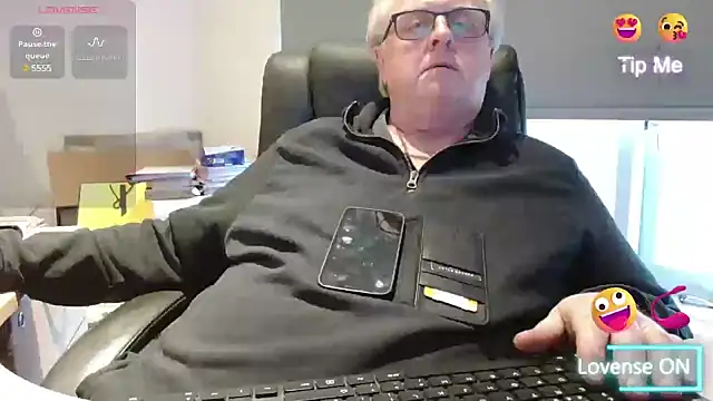 bigbadjon69 online show from March 14, 2025, 5:02 pm