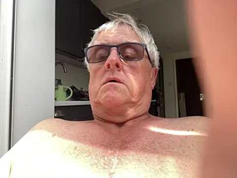 bigbadjon69 online show from July 3, 2026, 1:06 pm