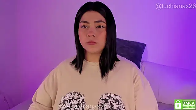 lucy26  online show from March 31, 2026, 2:13 am