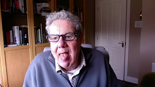 Snapshot of Oldpistolpete chatting on February 1, 2026, 2:04 pm Oldpistolpete online show from February 1, 2026, 2:04 pm