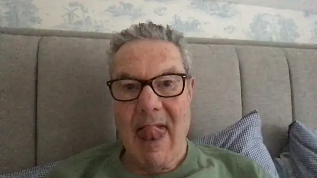 Snapshot of Oldpistolpete chatting on February 18, 2026, 10:00 am Oldpistolpete online show from February 18, 2026, 10:00 am