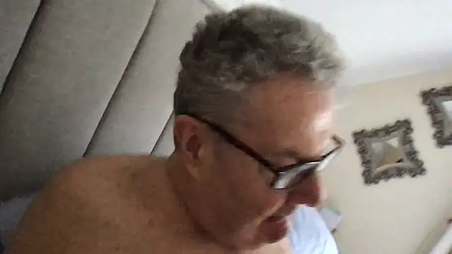 Snapshot of Oldpistolpete chatting on February 21, 2026, 12:17 pm Oldpistolpete online show from February 21, 2026, 12:17 pm