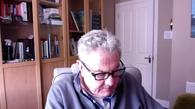 Snapshot of Oldpistolpete chatting on February 28, 2026, 2:40 pm Oldpistolpete online show from February 28, 2026, 2:40 pm