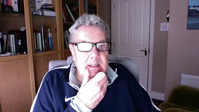 Snapshot of Oldpistolpete chatting on March 5, 2026, 10:22 am Oldpistolpete online show from March 5, 2026, 10:22 am