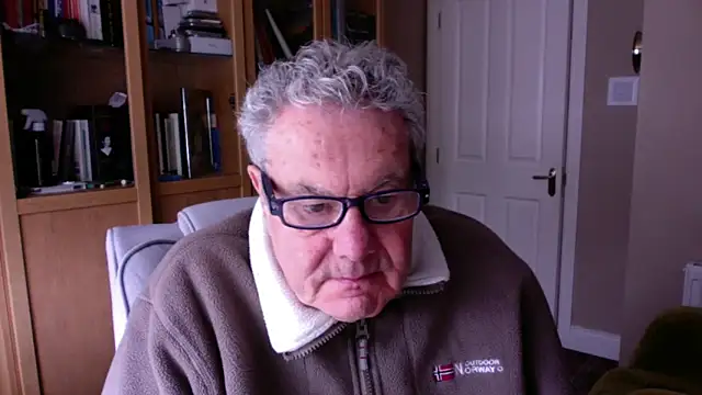 Snapshot of Oldpistolpete chatting on March 13, 2026, 10:44 am Oldpistolpete online show from March 13, 2026, 10:44 am