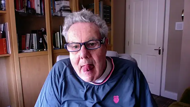 Snapshot of Oldpistolpete chatting on March 19, 2026, 11:36 am Oldpistolpete online show from March 19, 2026, 11:36 am