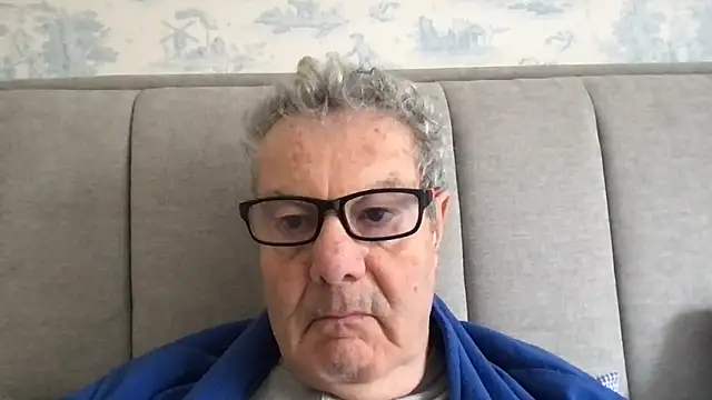 Snapshot of Oldpistolpete chatting on March 23, 2026, 9:24 am Oldpistolpete online show from March 23, 2026, 9:24 am