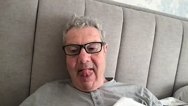 Snapshot of Oldpistolpete chatting on April 12, 2026, 8:30 am Oldpistolpete online show from April 12, 2026, 8:30 am