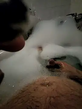 Snapshot of Paul10112 chatting on September 14, 2025, 7:02 pm Paul10112 online show from September 14, 2025, 7:02 pm