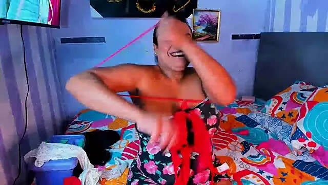 luciana osorno online show from February 10, 2025, 11:23 pm