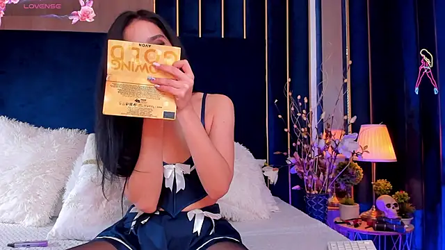 VanessaAngel online show from November 8, 2025, 7:08 am