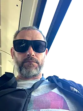 GHsveter online show from September 21, 2025, 11:34 am