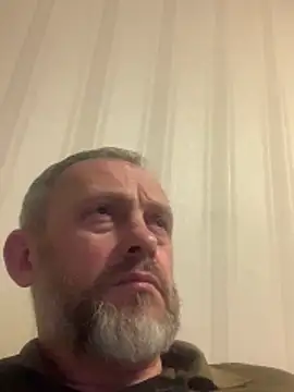 Snapshot of GHsveter chatting on April 3, 2026, 9:35 pm GHsveter online show from April 3, 2026, 9:35 pm