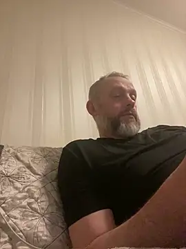 Snapshot of GHsveter chatting on April 5, 2026, 9:56 pm GHsveter online show from April 5, 2026, 9:56 pm