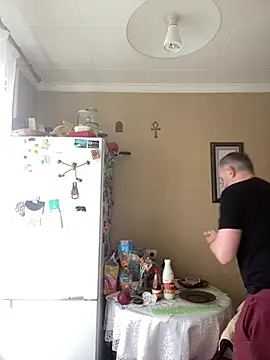 Snapshot of GHsveter chatting on April 7, 2026, 8:59 am GHsveter online show from April 7, 2026, 8:59 am