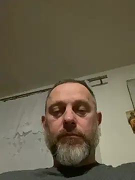 Snapshot of GHsveter chatting on April 14, 2026, 9:21 pm GHsveter online show from April 14, 2026, 9:21 pm