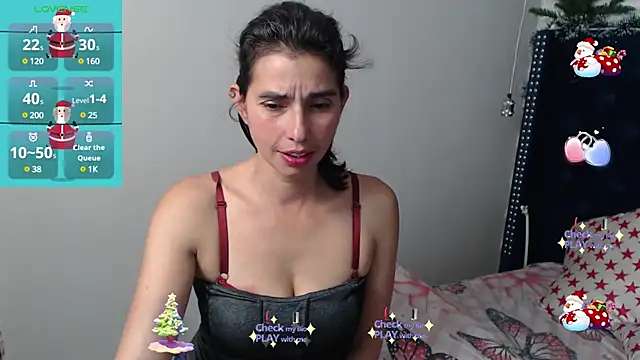 Eva-Williams online show from December 16, 2024, 8:58 pm