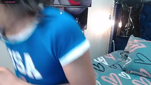 Eva-Williams online show from February 28, 2025, 8:28 pm