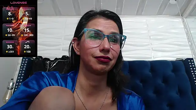 Eva-Williams online show from March 23, 2025, 2:37 am