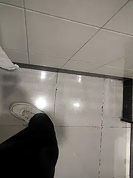 Swift2006 online show from March 20, 2026, 3:39 pm