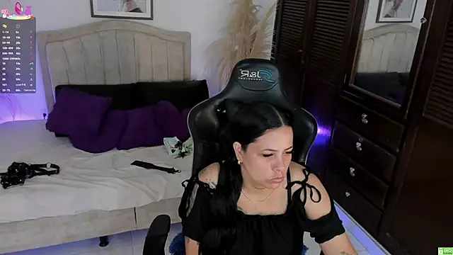 Bianka olivetto021 online show from December 19, 2025, 1:12 am