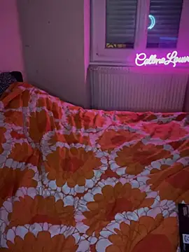 callmelouve online show from February 1, 2025, 7:34 pm