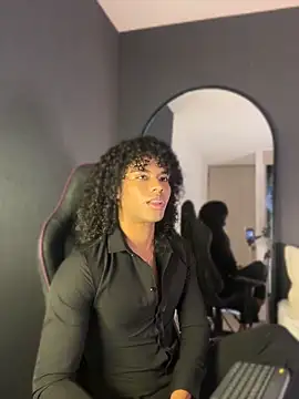 Lucas eevans online show from April 14, 2026, 12:33 pm