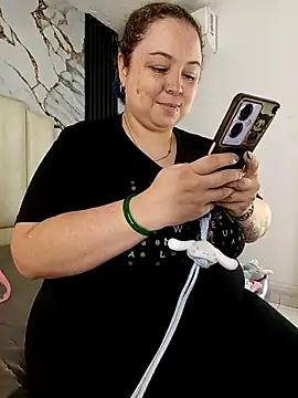 mollieblue69 online show from November 24, 2025, 12:49 pm