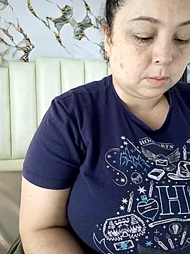Snapshot of mollieblue69 chatting on May 13, 2026, 12:57 pm mollieblue69 online show from May 13, 2026, 12:57 pm