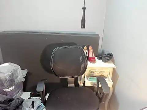 sandyquinnxx online show from May 21, 2026, 4:14 pm